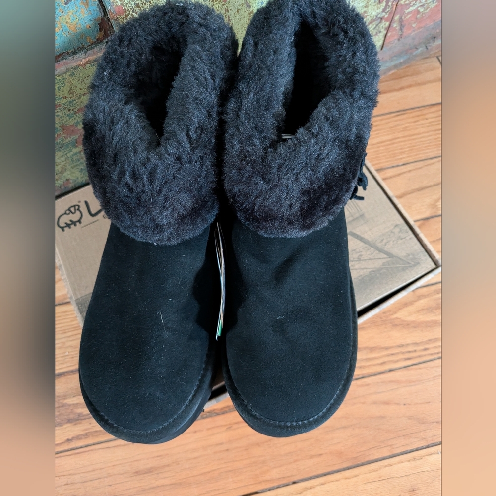 Lamo Women's Black Cozy Slippers/Boots Brand New,Neverworn